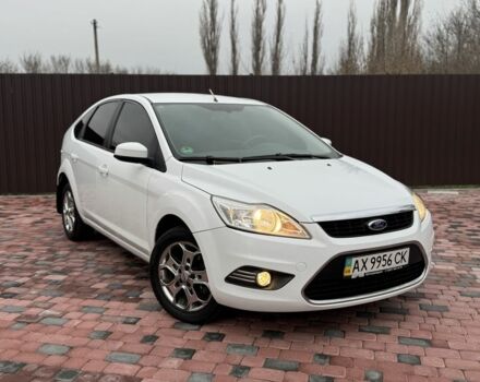 Белый Форд Фокус, объемом двигателя 1.6 л и пробегом 148 тыс. км за 5500 $, фото 3 на Automoto.ua
