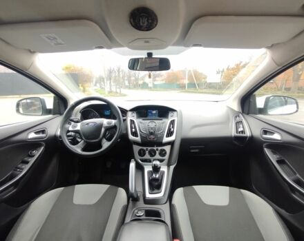 Белый Форд Фокус, объемом двигателя 1.6 л и пробегом 266 тыс. км за 6999 $, фото 19 на Automoto.ua