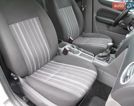 Белый Форд Фокус, объемом двигателя 1.39 л и пробегом 215 тыс. км за 5000 $, фото 34 на Automoto.ua