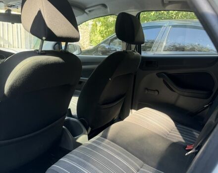 Білий Форд Фокус, об'ємом двигуна 1.4 л та пробігом 215 тис. км за 4500 $, фото 10 на Automoto.ua