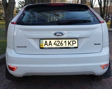 Белый Форд Фокус, объемом двигателя 1.4 л и пробегом 92 тыс. км за 8800 $, фото 7 на Automoto.ua