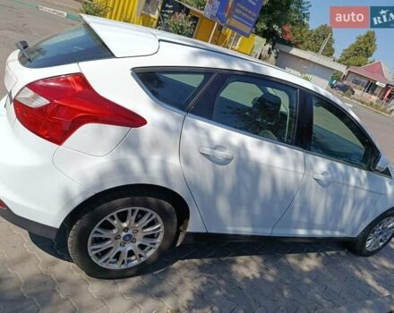 Белый Форд Фокус, объемом двигателя 1.6 л и пробегом 180 тыс. км за 8300 $, фото 5 на Automoto.ua