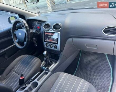 Белый Форд Фокус, объемом двигателя 1.4 л и пробегом 200 тыс. км за 4600 $, фото 12 на Automoto.ua