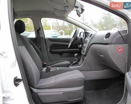 Белый Форд Фокус, объемом двигателя 1.39 л и пробегом 215 тыс. км за 5000 $, фото 30 на Automoto.ua