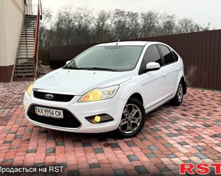 Білий Форд Фокус, об'ємом двигуна 1.6 л та пробігом 148 тис. км за 5500 $, фото 7 на Automoto.ua