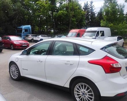 Білий Форд Фокус, об'ємом двигуна 0 л та пробігом 180 тис. км за 5800 $, фото 17 на Automoto.ua