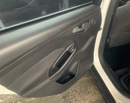 Білий Форд Фокус, об'ємом двигуна 2 л та пробігом 277 тис. км за 7999 $, фото 11 на Automoto.ua