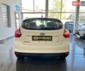 Білий Форд Фокус, об'ємом двигуна 2 л та пробігом 303 тис. км за 7000 $, фото 5 на Automoto.ua