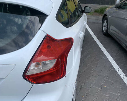 Білий Форд Фокус, об'ємом двигуна 1.6 л та пробігом 288 тис. км за 4800 $, фото 10 на Automoto.ua