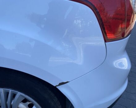 Белый Форд Фокус, объемом двигателя 1.6 л и пробегом 280 тыс. км за 4800 $, фото 5 на Automoto.ua