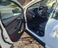 Белый Форд Фокус, объемом двигателя 2 л и пробегом 303 тыс. км за 6500 $, фото 8 на Automoto.ua