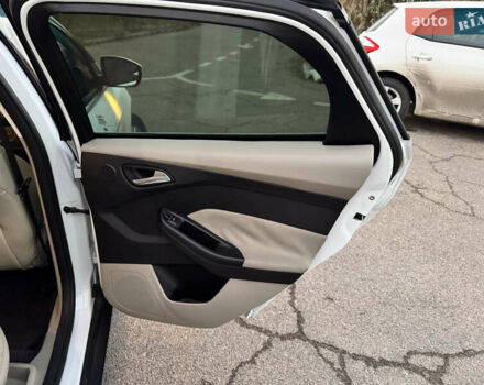 Белый Форд Фокус, объемом двигателя 0 л и пробегом 138 тыс. км за 7999 $, фото 23 на Automoto.ua