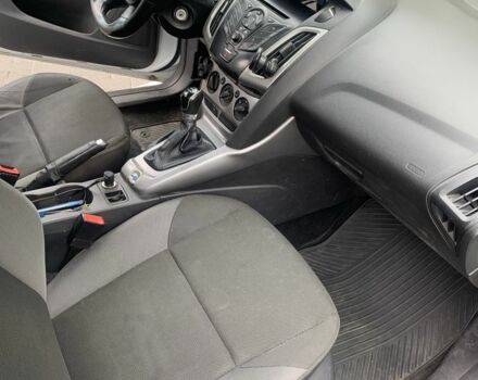 Белый Форд Фокус, объемом двигателя 1.6 л и пробегом 280 тыс. км за 4800 $, фото 23 на Automoto.ua