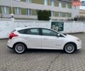 Белый Форд Фокус, объемом двигателя 0 л и пробегом 174 тыс. км за 5900 $, фото 6 на Automoto.ua