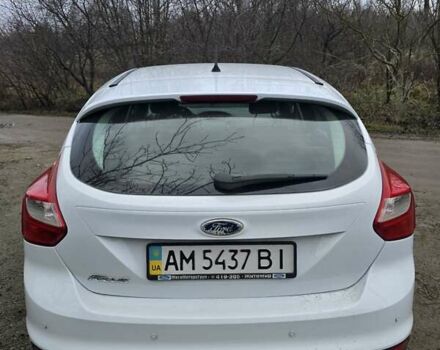 Белый Форд Фокус, объемом двигателя 1.6 л и пробегом 160 тыс. км за 6500 $, фото 3 на Automoto.ua