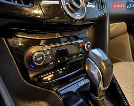 Белый Форд Фокус, объемом двигателя 0 л и пробегом 138 тыс. км за 7999 $, фото 17 на Automoto.ua