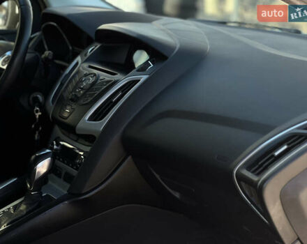 Белый Форд Фокус, объемом двигателя 1.6 л и пробегом 254 тыс. км за 6500 $, фото 7 на Automoto.ua