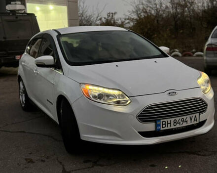 Белый Форд Фокус, объемом двигателя 0 л и пробегом 138 тыс. км за 7999 $, фото 41 на Automoto.ua