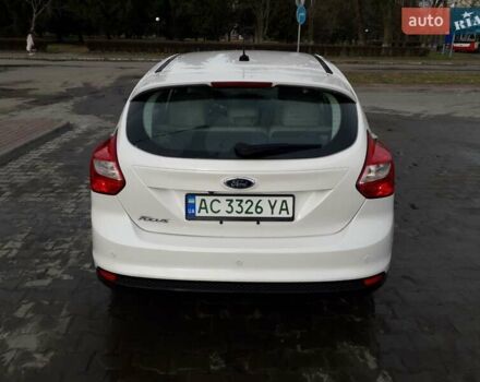 Белый Форд Фокус, объемом двигателя 0 л и пробегом 105 тыс. км за 5999 $, фото 4 на Automoto.ua