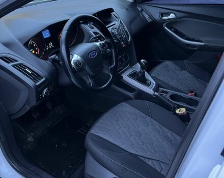 Белый Форд Фокус, объемом двигателя 1.6 л и пробегом 280 тыс. км за 5999 $, фото 7 на Automoto.ua