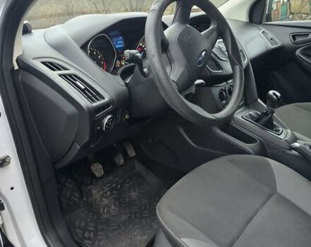 Белый Форд Фокус, объемом двигателя 1.6 л и пробегом 160 тыс. км за 6500 $, фото 10 на Automoto.ua