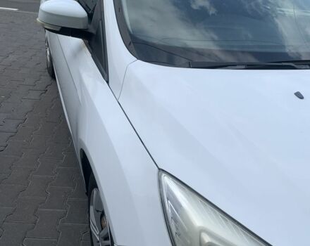 Белый Форд Фокус, объемом двигателя 1.6 л и пробегом 280 тыс. км за 4800 $, фото 11 на Automoto.ua