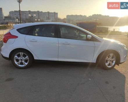 Белый Форд Фокус, объемом двигателя 2 л и пробегом 146 тыс. км за 8200 $, фото 1 на Automoto.ua