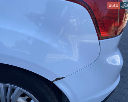 Білий Форд Фокус, об'ємом двигуна 1.6 л та пробігом 288 тис. км за 4800 $, фото 3 на Automoto.ua