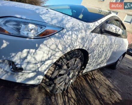 Білий Форд Фокус, об'ємом двигуна 2 л та пробігом 303 тис. км за 6700 $, фото 4 на Automoto.ua