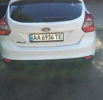 Білий Форд Фокус, об'ємом двигуна 1.6 л та пробігом 232 тис. км за 8000 $, фото 3 на Automoto.ua