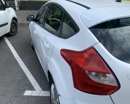 Белый Форд Фокус, объемом двигателя 1.6 л и пробегом 280 тыс. км за 4800 $, фото 13 на Automoto.ua