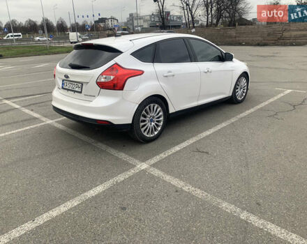 Білий Форд Фокус, об'ємом двигуна 2 л та пробігом 277 тис. км за 7999 $, фото 28 на Automoto.ua