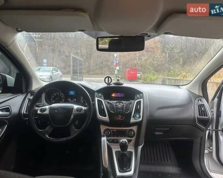 Белый Форд Фокус, объемом двигателя 1.6 л и пробегом 275 тыс. км за 6500 $, фото 3 на Automoto.ua