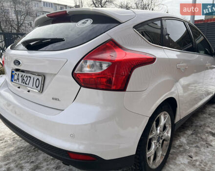 Білий Форд Фокус, об'ємом двигуна 2 л та пробігом 250 тис. км за 7300 $, фото 2 на Automoto.ua