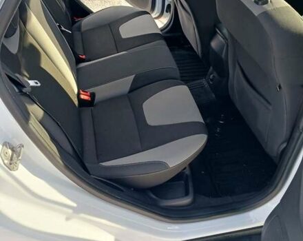 Білий Форд Фокус, об'ємом двигуна 1.6 л та пробігом 96 тис. км за 8300 $, фото 12 на Automoto.ua