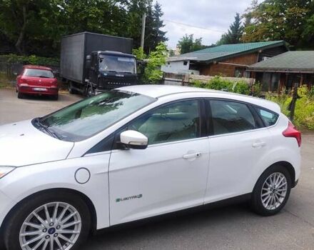 Білий Форд Фокус, об'ємом двигуна 0 л та пробігом 180 тис. км за 5800 $, фото 18 на Automoto.ua