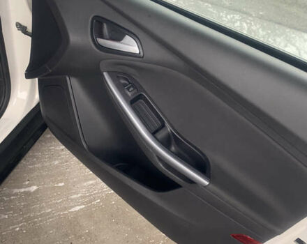 Білий Форд Фокус, об'ємом двигуна 2 л та пробігом 277 тис. км за 7999 $, фото 8 на Automoto.ua