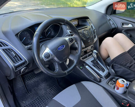 Білий Форд Фокус, об'ємом двигуна 1.6 л та пробігом 199 тис. км за 7700 $, фото 7 на Automoto.ua