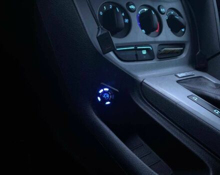 Белый Форд Фокус, объемом двигателя 2 л и пробегом 226 тыс. км за 6990 $, фото 20 на Automoto.ua