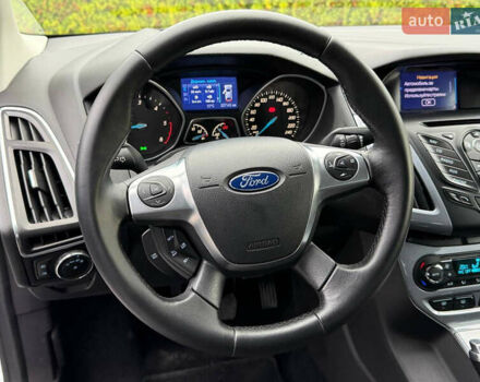 Білий Форд Фокус, об'ємом двигуна 1.6 л та пробігом 227 тис. км за 8600 $, фото 43 на Automoto.ua