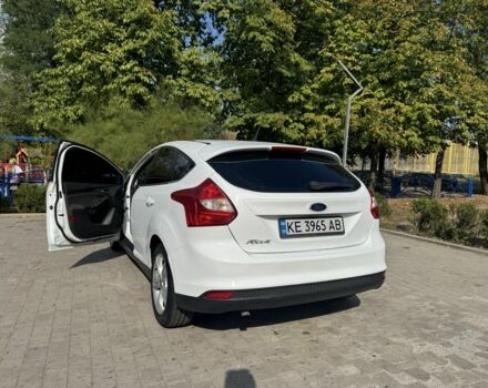 Белый Форд Фокус, объемом двигателя 1 л и пробегом 228 тыс. км за 6000 $, фото 4 на Automoto.ua