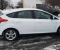 Білий Форд Фокус, об'ємом двигуна 1 л та пробігом 120 тис. км за 6500 $, фото 8 на Automoto.ua