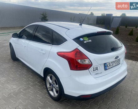 Форд Фокус 2013 в Киеве на Automoto.ua Белый Форд Фокус, объемом двигателя 1 л и пробегом 200 тыс. км за 4990 $, фото 4 на Automoto.ua