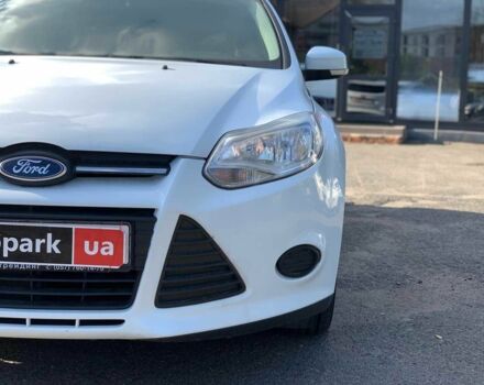 Білий Форд Фокус, об'ємом двигуна 1 л та пробігом 112 тис. км за 6984 $, фото 8 на Automoto.ua