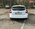 Белый Форд Фокус, объемом двигателя 0 л и пробегом 100 тыс. км за 8500 $, фото 7 на Automoto.ua