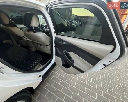 Белый Форд Фокус, объемом двигателя 0 л и пробегом 140 тыс. км за 7000 $, фото 10 на Automoto.ua