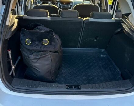 Белый Форд Фокус, объемом двигателя 1 л и пробегом 290 тыс. км за 4999 $, фото 17 на Automoto.ua