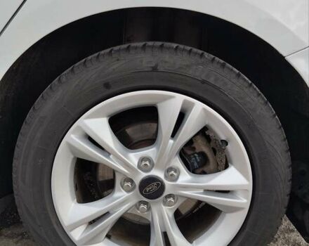 Белый Форд Фокус, объемом двигателя 1 л и пробегом 190 тыс. км за 5850 $, фото 5 на Automoto.ua