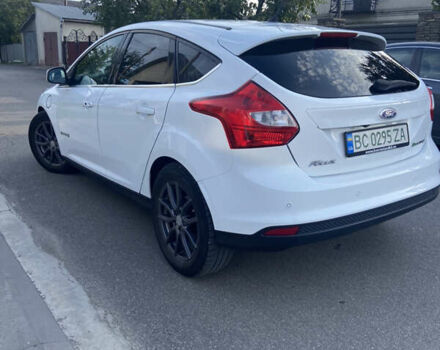 Белый Форд Фокус, объемом двигателя 0 л и пробегом 115 тыс. км за 5400 $, фото 21 на Automoto.ua