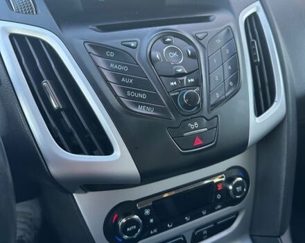 Белый Форд Фокус, объемом двигателя 1 л и пробегом 290 тыс. км за 4999 $, фото 7 на Automoto.ua